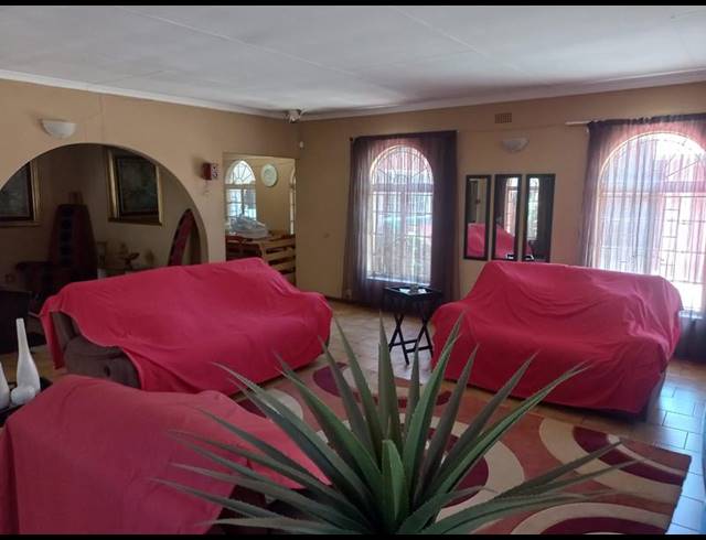 3 BEDROOM HOUSE FOR SALE IN WITFIELD